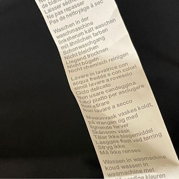 NWT FABLETICS Principal Motion365+ Low Impact Bra Black Shine Size XS - Picture 7 of 11